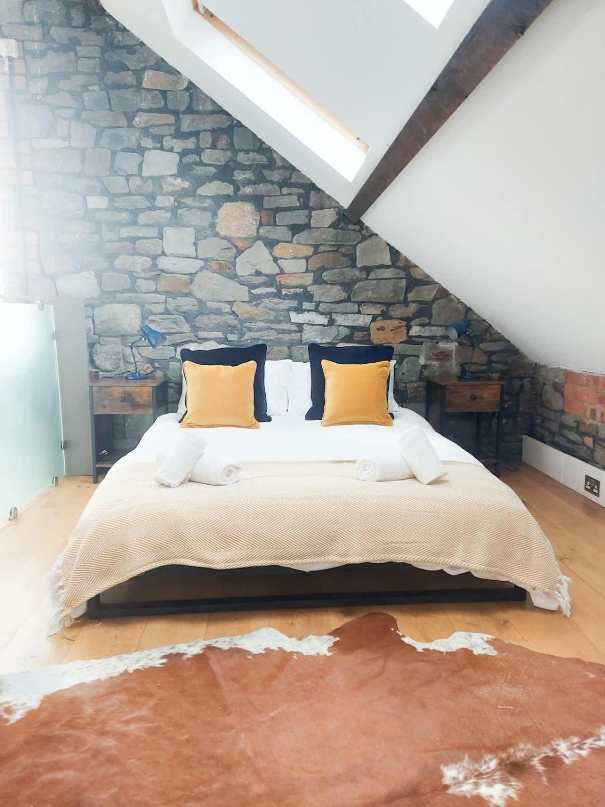 Converted Factory Loft Apartment *